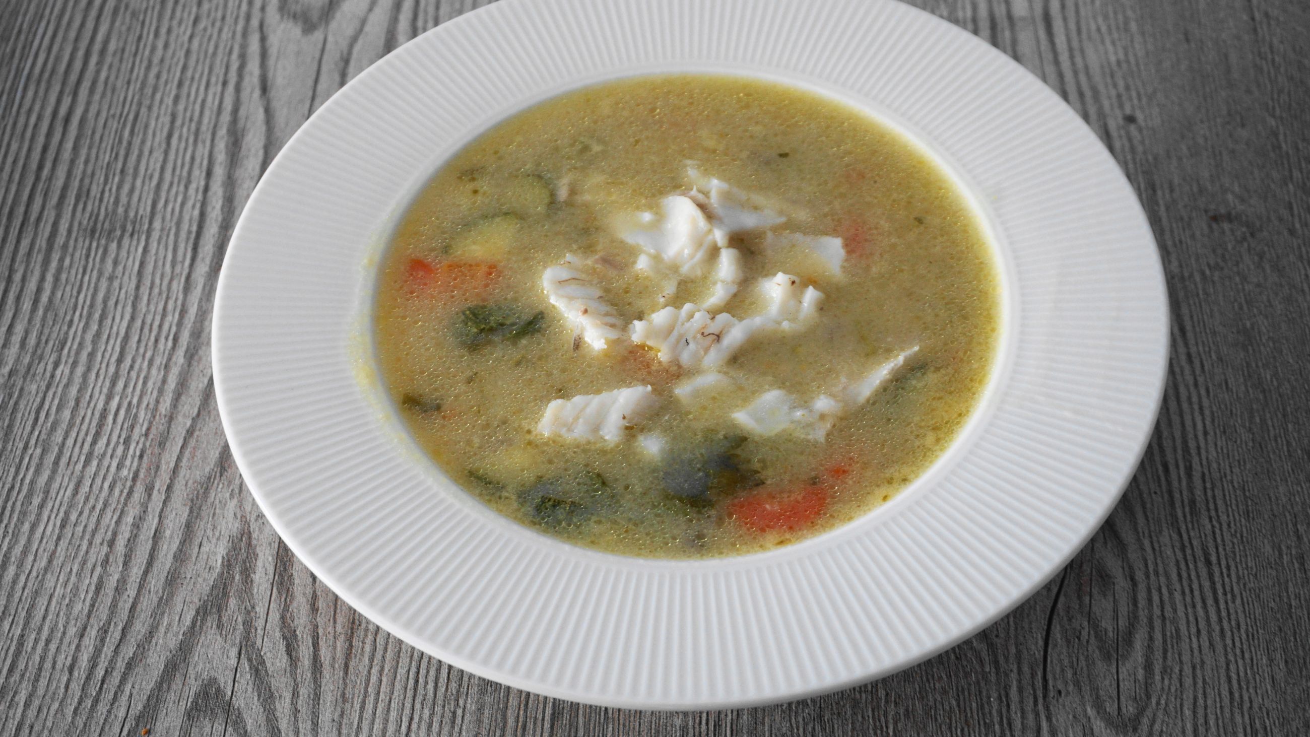 Ψαρόσουπα παραδοσιακή χωρίς αυγολέμονο