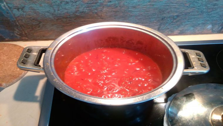Βασική συνταγή για σάλτσα πίτσας