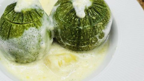 Κολοκυθάκια γεμιστά αυγολέμονο