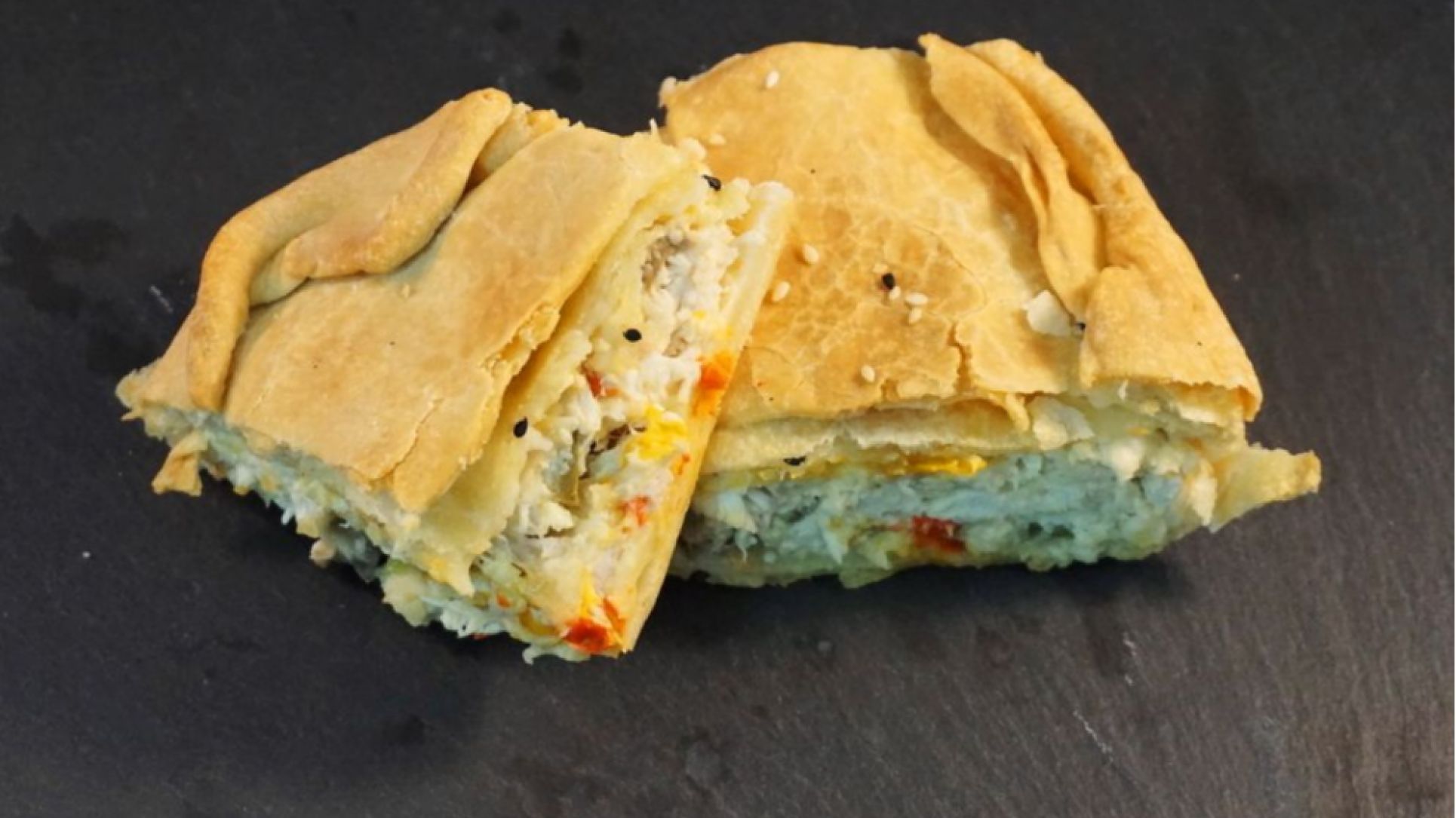 Κοτόπιτα με πιπεριές και μανιτάρια