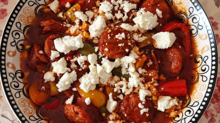 Σπετζοφάι με φέτα